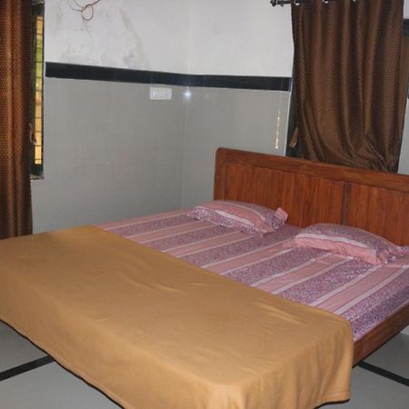 Hotel Phoenix Lonavala Eksteriør billede