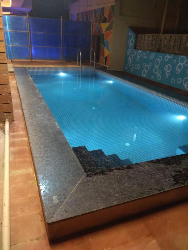 Hotel Phoenix Lonavala Eksteriør billede