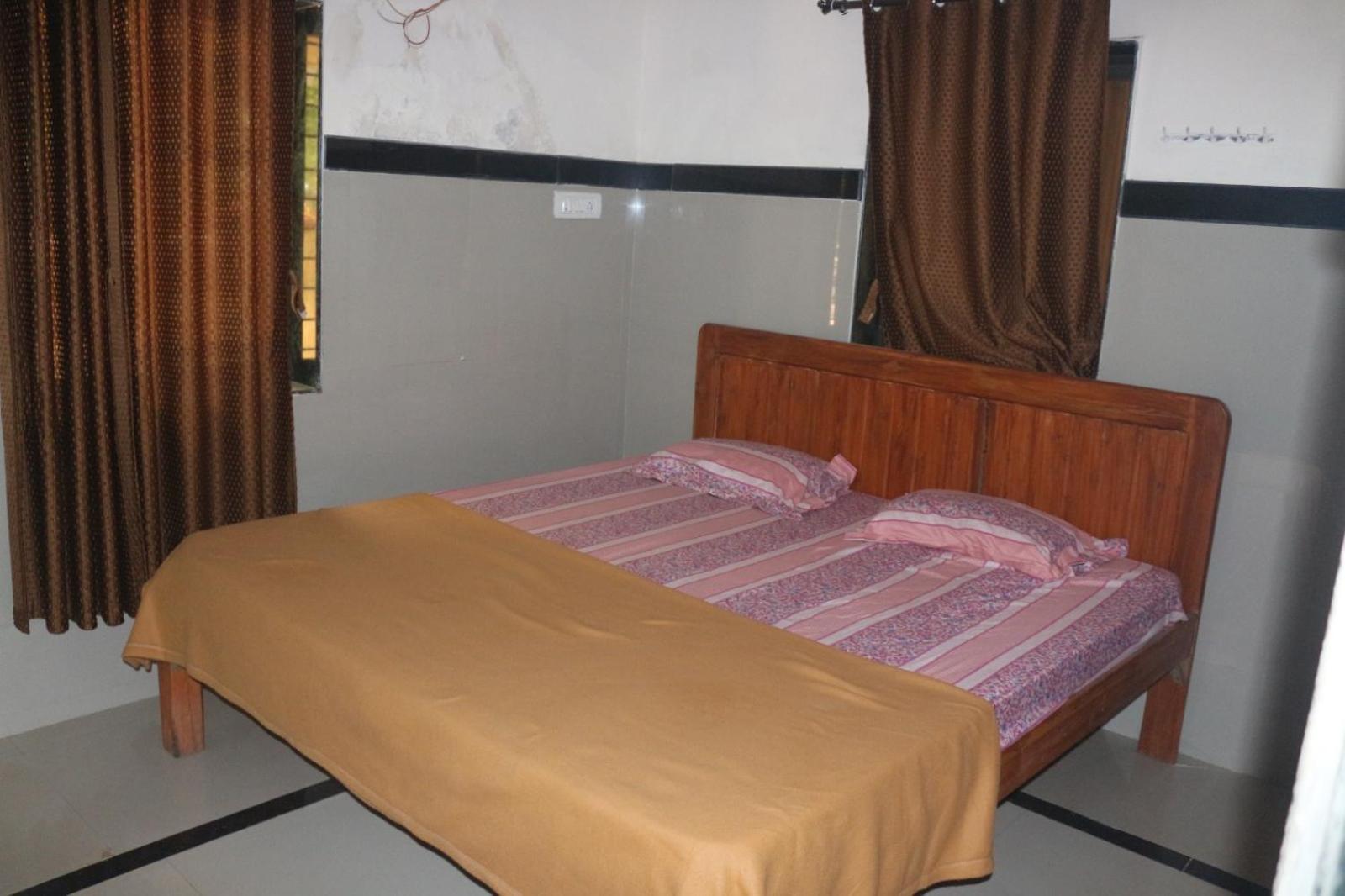 Hotel Phoenix Lonavala Eksteriør billede