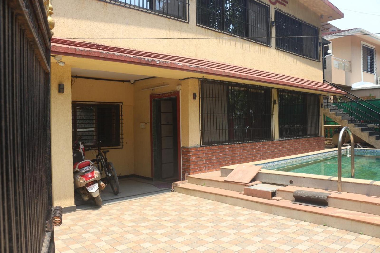 Hotel Phoenix Lonavala Eksteriør billede