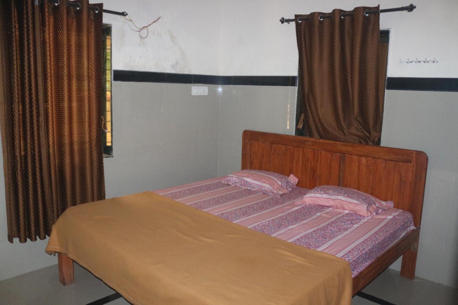 Hotel Phoenix Lonavala Eksteriør billede