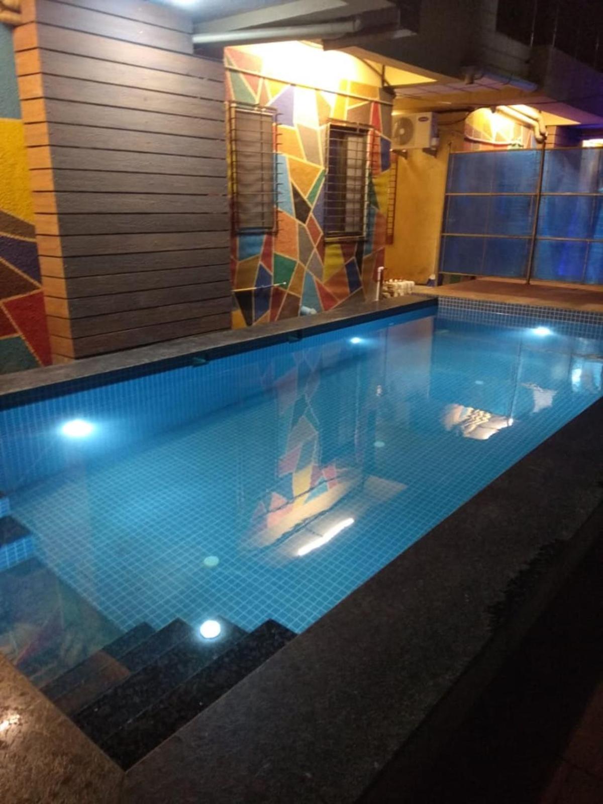 Hotel Phoenix Lonavala Eksteriør billede