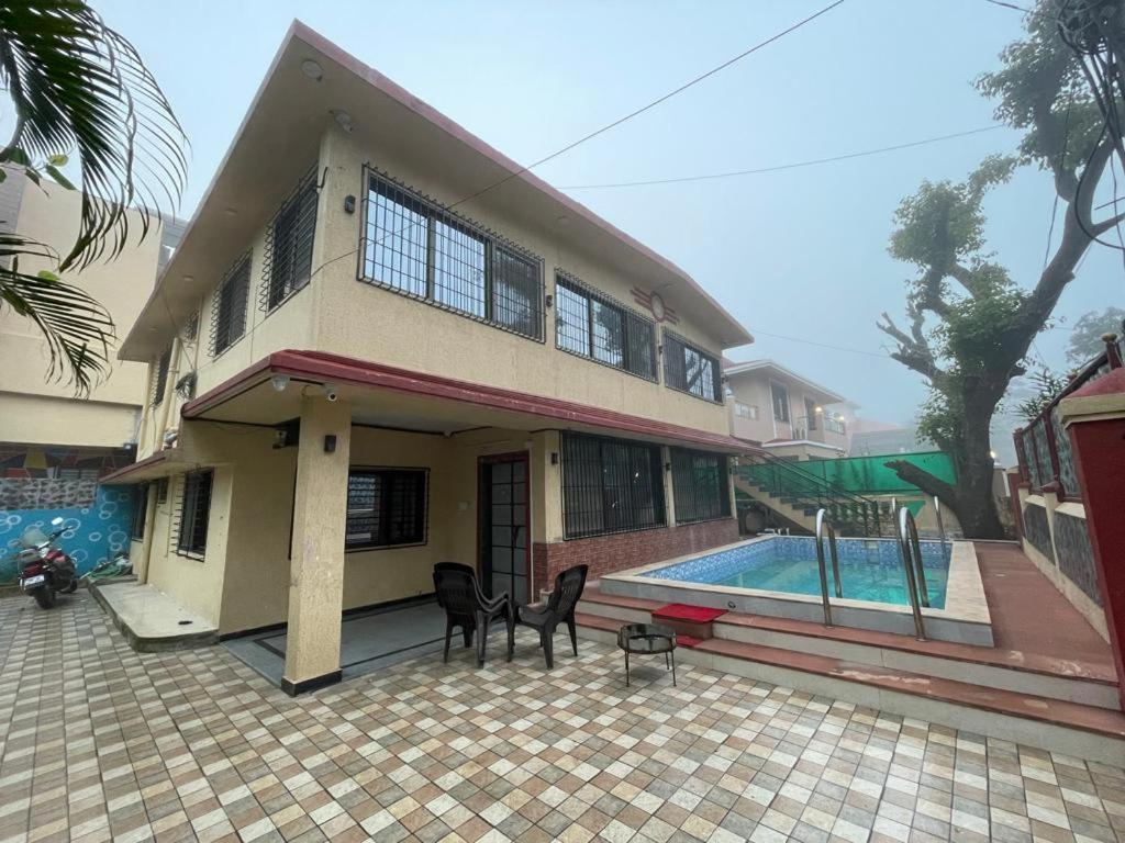 Hotel Phoenix Lonavala Eksteriør billede