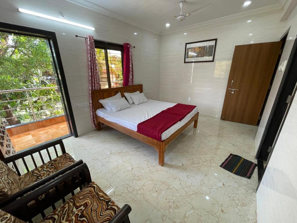Hotel Phoenix Lonavala Eksteriør billede