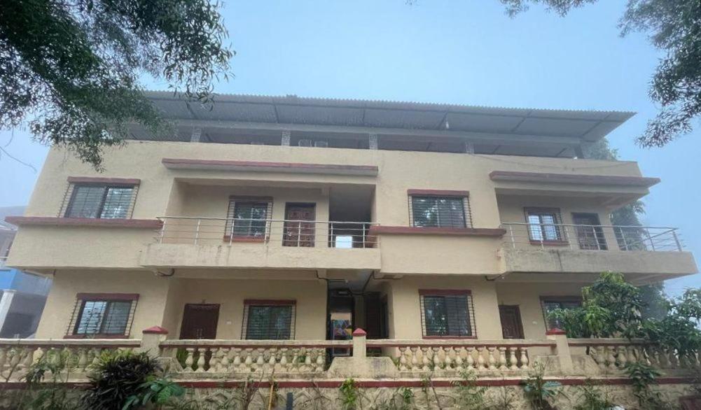 Hotel Phoenix Lonavala Eksteriør billede